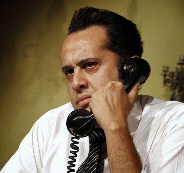 من و نمایش” این نوبت از کسان “