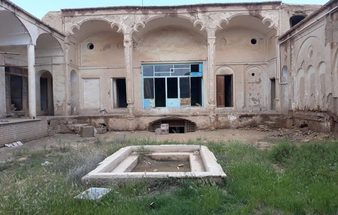تقاضای مکتوب یک مخاطب برای احیای خانه ای تاریخی در طاهرآباد ؛ + تصاویر