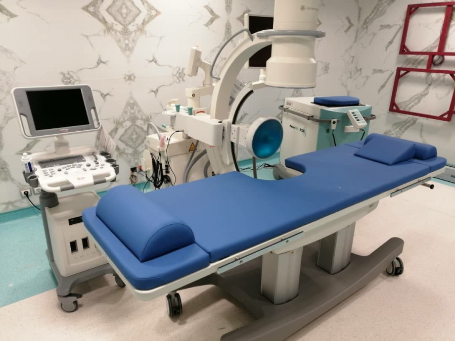 تجهیز بیمارستان فوق تخصصی آیت الله یثربی کاشان به دستگاه سنگ شکن پیشرفته