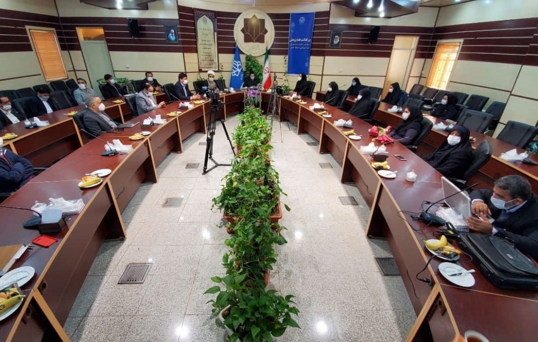 پژوهش ها بايد كاربردي و به سمت نيازهاي جامعه هدايت شود