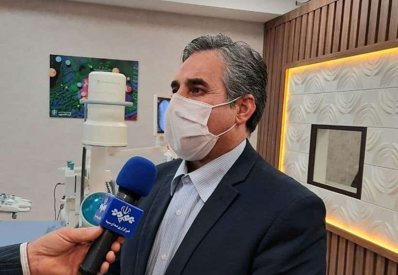 در کاشان؛ خداحافظی بیماران شیمی درمانی با ریزش مو به کمک کلاه سرد