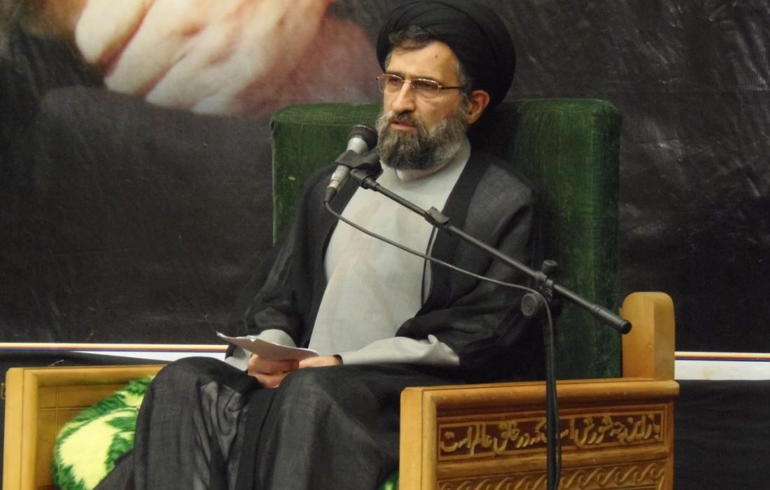 برای روحانیتی که ادعای رهبری جامعه دارد، مرحوم آیت الله یثربی می تواند یک الگو باشد