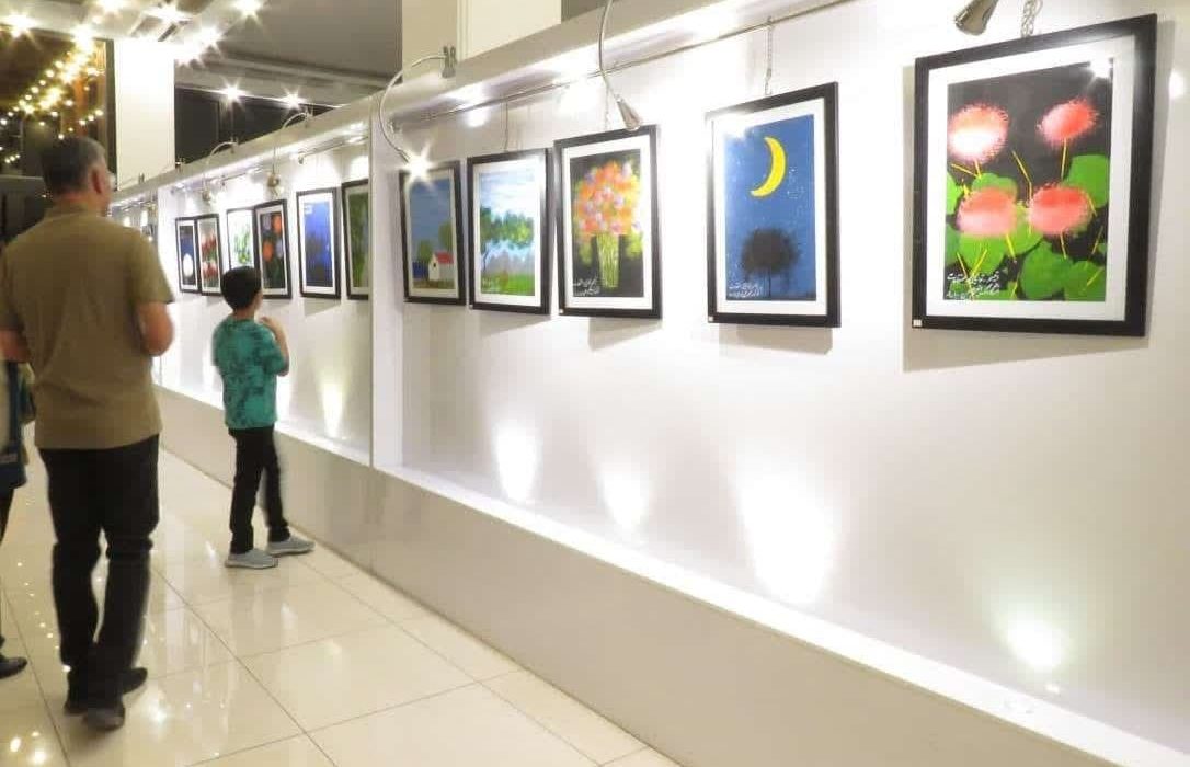 گشایش نمایشگاه «پنجره نگاه من» در کاشان