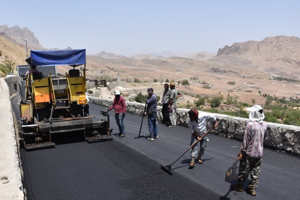 شهردار نیاسر خبر داد؛ پایان عملیات آسفالت لاین برگشت بلوار تالار