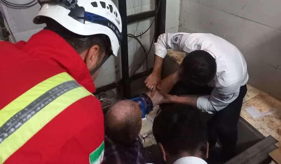 نقص فنی بالابرمغازه موجب سقوط شهروند کاشانی شد