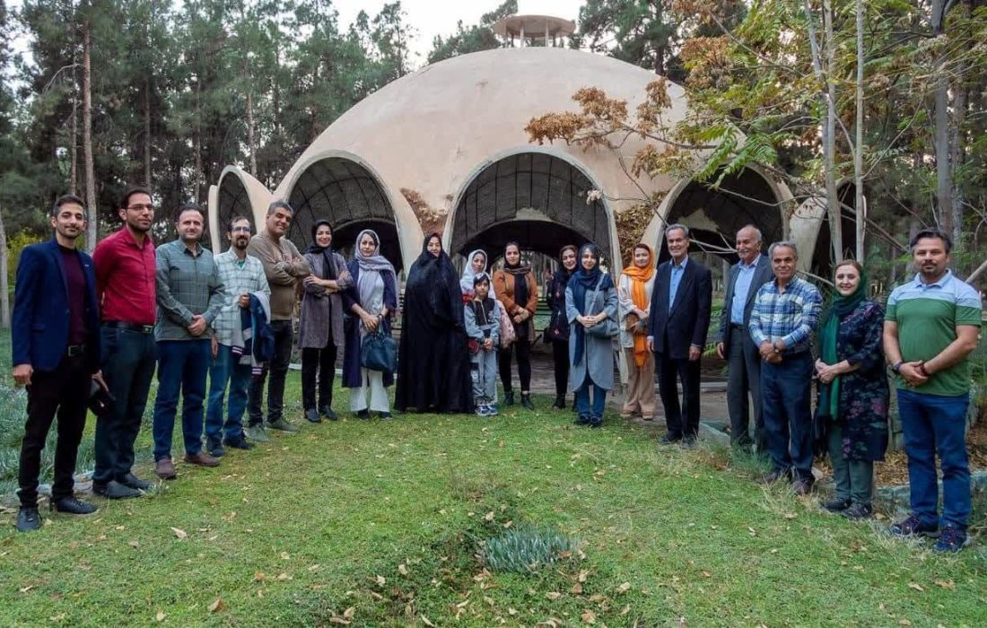 “باغ گیاه شناسی کاشان” جاذبه ای کاربردی در غربت ناشناختگی