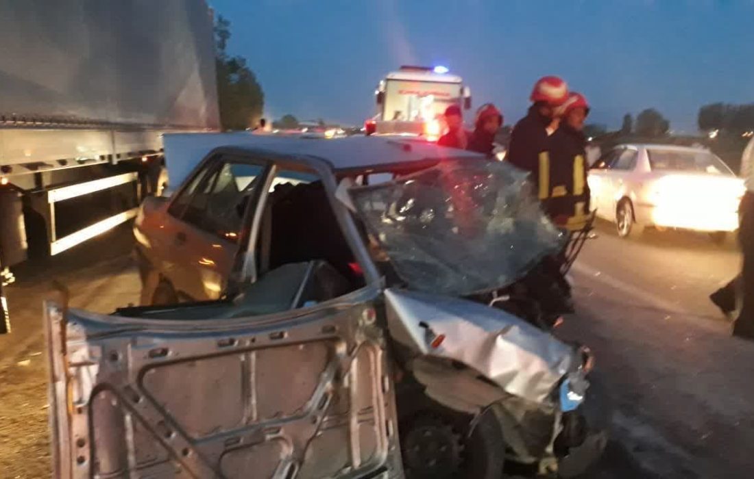 تصادف زنجیرهای در کاشان، ۱۱ مصدوم برجا گذاشت