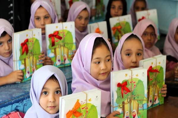 آغاز سال تحصیلی جدید در کاشان با حدود  ۱۰هزار دانش‌آموز اتباع / در برخی شهرهای استان تعداد دانش‌اموزان اتباع تقریبا صفر است!