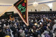 برگزاری مجلس عزاداری سالروز شهادت حضرت امام صادق علیهالسلام در بیت آیت الله یثربی